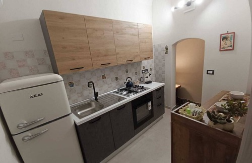 Pedara Apartment | Appartamento Fino a 5 Posti Letto, Dotato di Ogni Confort. Wi-fi Gratuito