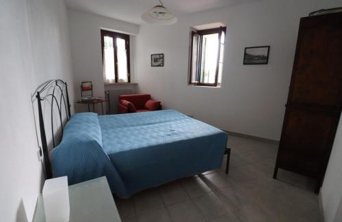 Boissano Apartment | Appartamento in borgata storica