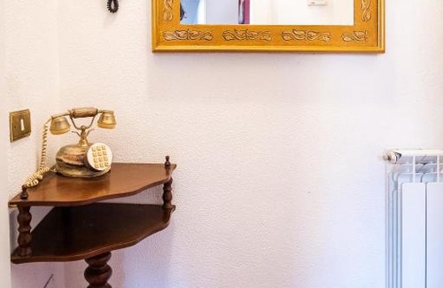 Luvinate Apartment | Appartamento in corte nel verde del golf club