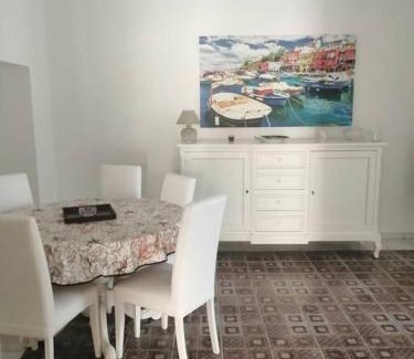 Forio House | Appartamento Incantevole: Isola d'Ischia - Forio in centro e vicino al mare - Dream House Nonna Maria