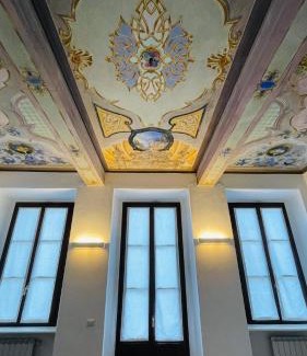 Oleggio Apartment | Appartamento La Corte