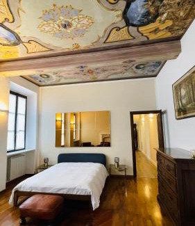 Oleggio Apartment | Appartamento La Corte