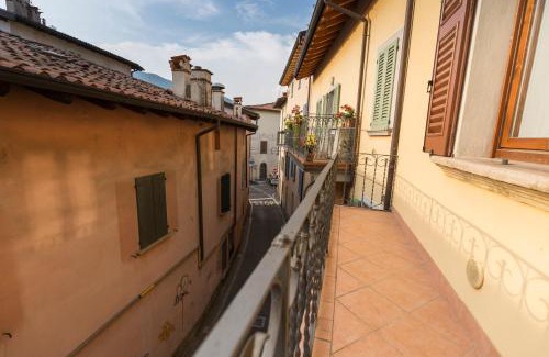 Iseo House | APPARTAMENTO MAURO 2