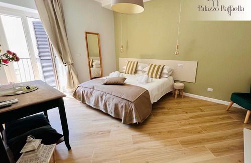Castel Sant'Elia Apartment | Appartamento Palazzo Raffaella