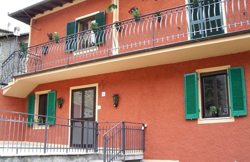 Vitoio Apartment | Appartamento Salvatore (3 Bedrooms, Sleeps 6)