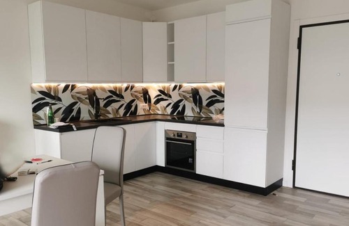 Marebello Apartment | Appartamento Valeria 2 camere, 2 bagni sul parco