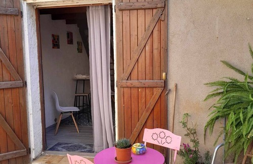 Villeneuve-les-Beziers Apartment | Appartement T2 - Canal du Midi - Villeneuve les Béziers