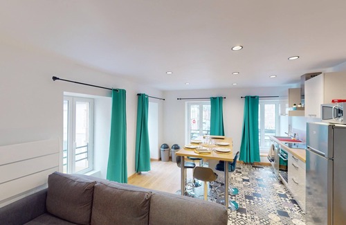 Saint-Vaast-la-Hougue Apartment | Appartement Rénové à Neuf