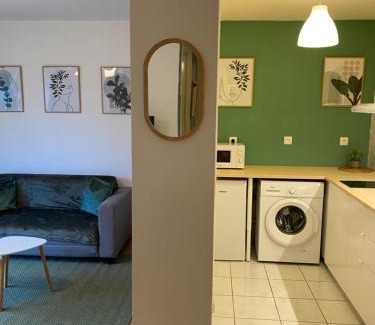 Port-en-Bessin-Huppain Apartment | Appartement Port-En-Bessin Mer Proche