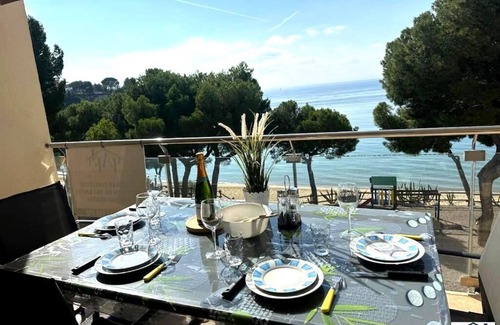 Almadraba-Canyelles Apartment | Appartement à Almadrava Avec vue sur la mer
