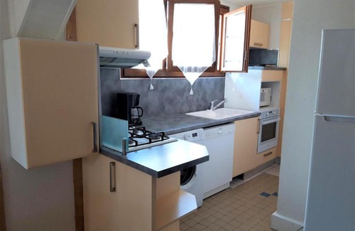 Albiez-le-Vieux Apartment | Appartement 2* spacieux en centre-village, proche commerces et pistes, idéal pour 5 personnes - FR-1-618-5