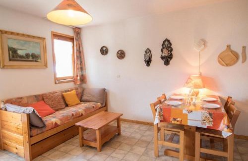 Aussois Apartment | Appartement 29m² à Aussois, proche navettes gratuites, piscine et commerces, capacité 4 personnes. - FR-1-508-148