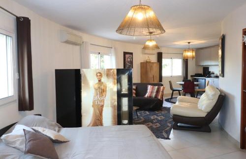 Vailhauques Apartment | Appartement 50 m2 avec parking gratuit sur place