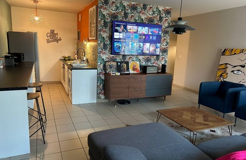 6th Arrondissement Apartment | Appartement 85m2 vue sur le Parc de la Tête D'or
