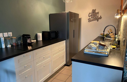 6th Arrondissement Apartment | Appartement 85m2 vue sur le Parc de la Tête D'or