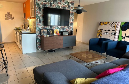 6th Arrondissement Apartment | Appartement 85m2 vue sur le Parc de la Tête D'or