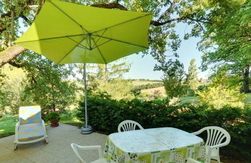 Montpezat-de-Quercy Apartment | Appartement avec piscine à Montpezat-de-Quercy 40 m²
