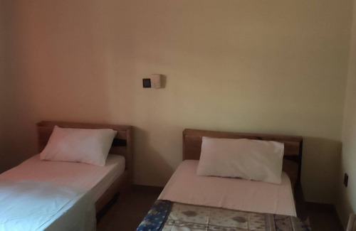 Porto-Novo Apartment | Appartement Behanzin 4 Pieces Vue Piscine