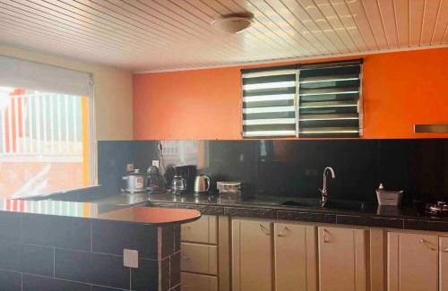 Les Abymes Apartment | Appartement charmant à Les Abymes avec piscine privée, 60m²