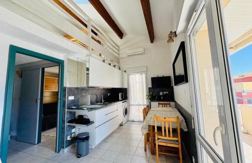 Palavas-les-Flots Apartment | Appartement climatisé, double vue mer et Pic, accès mer et Parking privatif