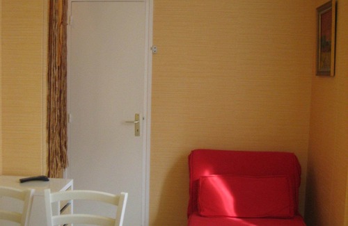 Chatillon Apartment | Appartement Climatisé de 2 Pièces de 20 m2