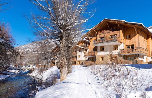 Saint-Chaffrey Condo | Appartement cosy à 350m des remontées | Piscine