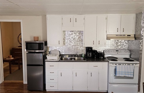 Edmundston Apartment | Appartement cosy au 1er étage, dans une maison particulière, en centre ville !