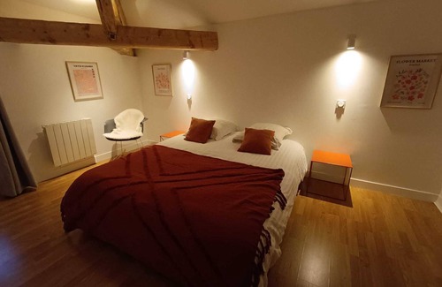 Vienne Apartment | Appartement Cosy - Vue Théâtre Antique & Jardin de Cybèle