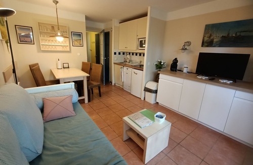 Lacanau-Ocean Apartment | Appartement Dans les Pins, Entre lac et Océan Avec Piscine
