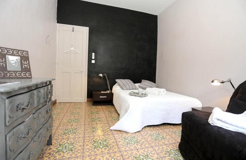 Avignon City Centre Apartment | Appartement de 3 chambres avec terrasse amenagee et wifi a Avignon