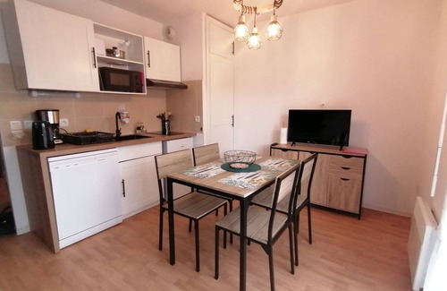 Lourdes Apartment | Appartement de la Marmotte Cendrée, Dans Résidence de Tourisme 3 Étoiles