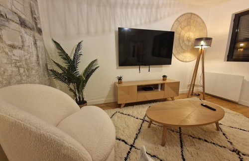 Enghien-les-Bains Apartment | Appartement Enghien-les-bains à 7 min du Casino