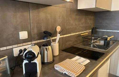 Castres Apartment | Appartement en Rez-de-chaussée Avec Parking Privé