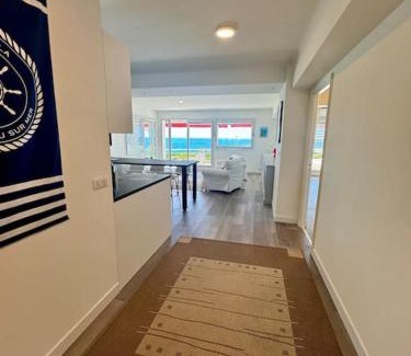 Alpes-Maritimes Apartment | Appartement exception les pieds dans l'eau