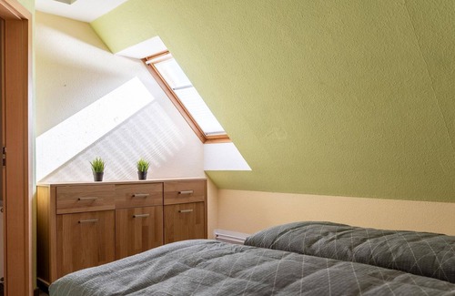 Forlitz-Blaukirchen Apartment | Appartement/fewo, Dusche OG, WC, 2 Schlafräume OG - Ferienwohnung Schützenweg 10A