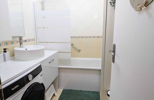 Bussy-Saint-Georges Apartment | Appartement Cosy et Tout Confort Proche Disneylandnetflixwi-fi!