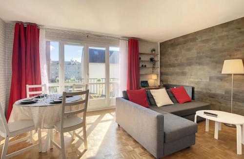 La Varenne Saint-Hilaire Apartment | Appartement chic proche de Paris, parking inclus