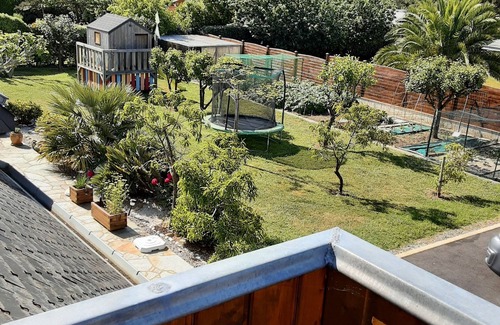 Saint-Gildas-de-Rhuys Apartment | Appartement à L'étage Pour 2personnes Avec Petite Terrasse