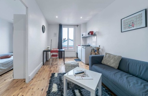 Cœur de Ville Apartment | Appartement Lumineux en Centre Ville Avec Parking