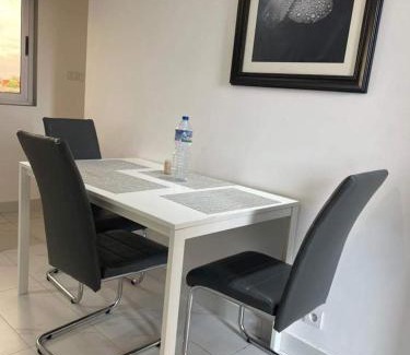Lome Apartment | Appartement meublé chambre salon