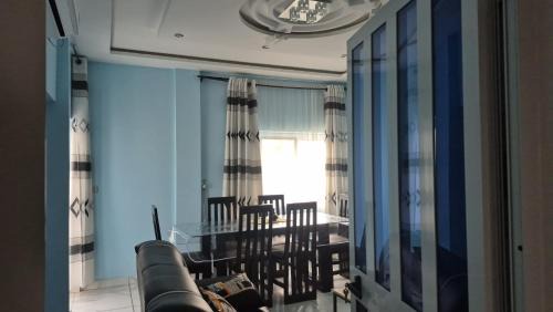 Lome Apartment | Appartement moderne avec balcon