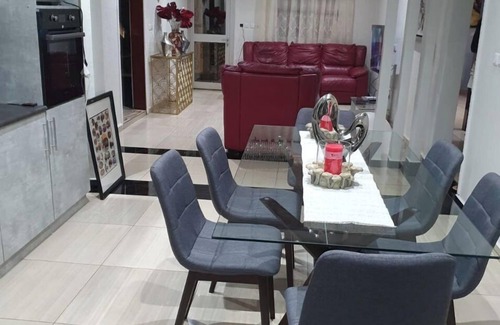 Yaounde Apartment | Appartement Moderne Dans un Espace Verdoyant et Calme