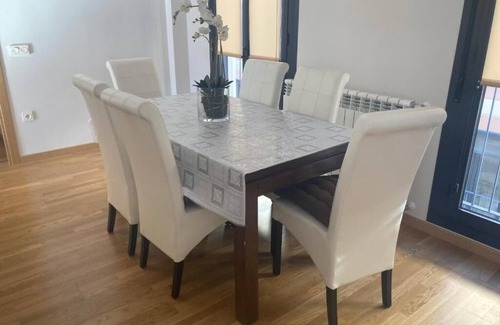 Jaca Apartment | Appartement Moderne et Confortable à Jaca Pyrénées Espagne