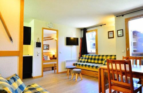 Montchavin Apartment | Appartement Montchavin La Plagne - 2 pièces, 36m², 1 min des pistes, 5 personnes, balcon ouest - FR-1-329-20