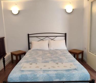 Agios Dimitrios Apartment | Appartement Near Beach & Center