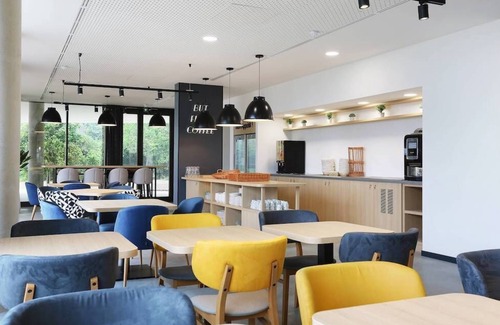 Blagnac Condo | Appartement Neuf près de l'Aéroport +WIFI Gratuit!