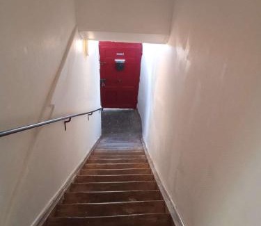 Laroquebrou Apartment | Appartement Numéro 2 1er Etage Gauche