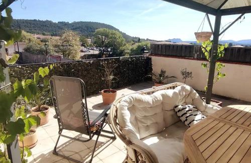 Les Arcs-sur-Argens Apartment | Appartement provençal avec terrasse dans le Var