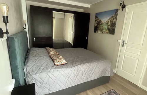 Front de Lac Apartment | Appartement Près de Paris. Métro Créteil Préfecture Ligne 8