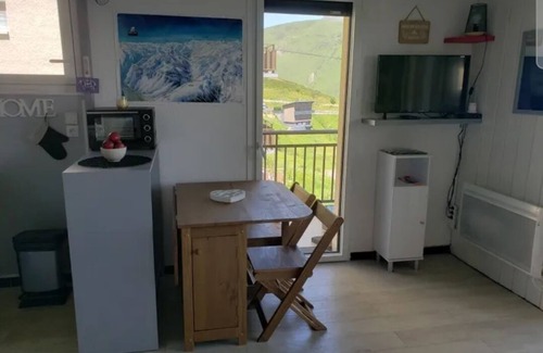 Vignec Apartment | Appartement St Lary Pla D'adet, au Pied des Pistes, vue Exceptionnelle!